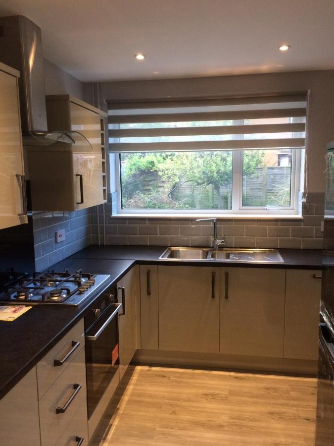 Beautiful En-Suite Bedroom Ipswich Buitenkant foto