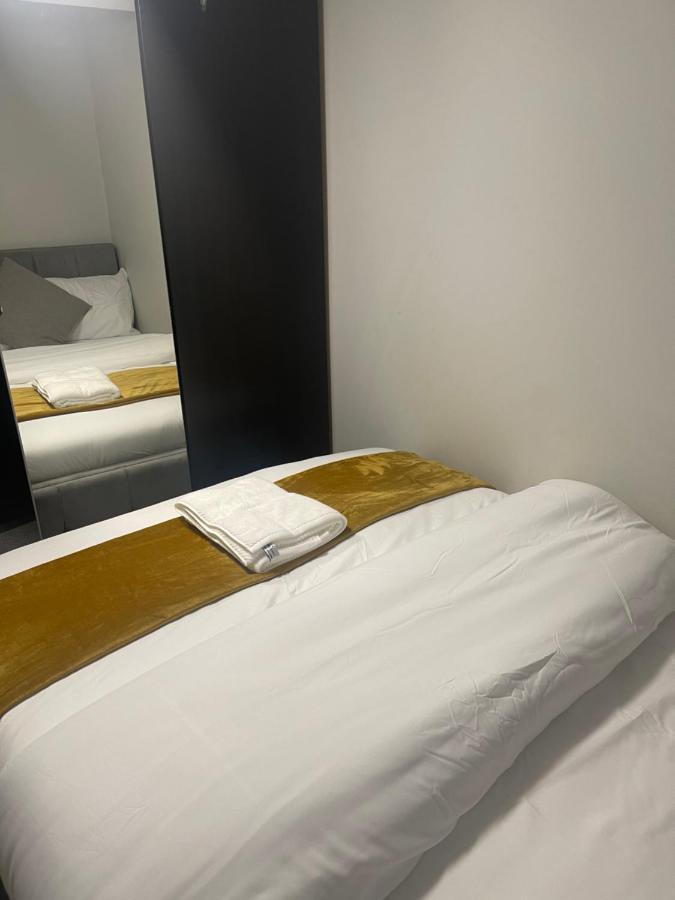Beautiful En-Suite Bedroom Ipswich Buitenkant foto